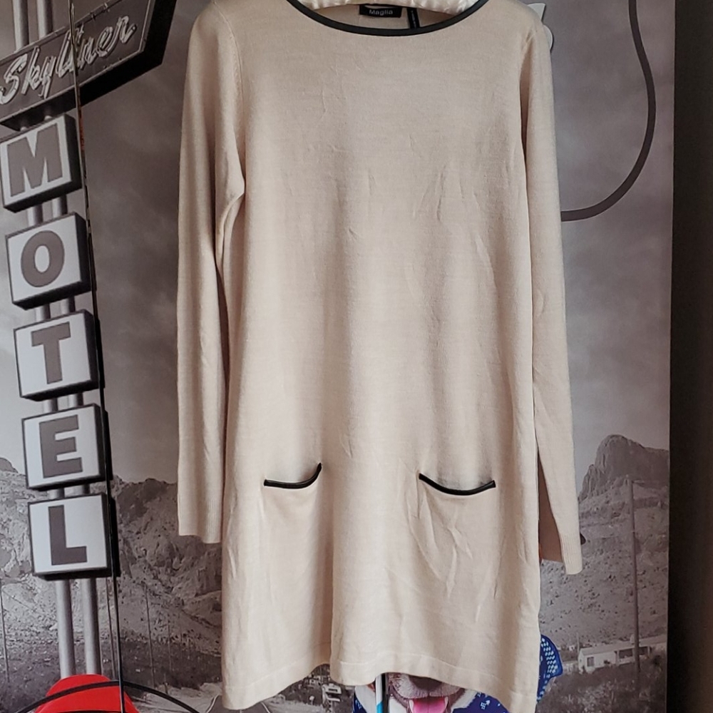 Dress A line leather like trim,